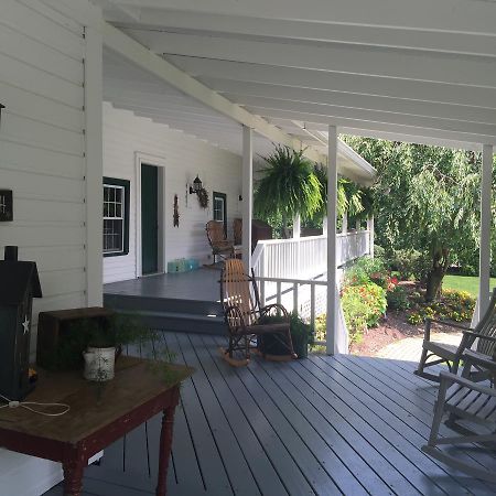 Grapevine House Winesburg Exterior foto