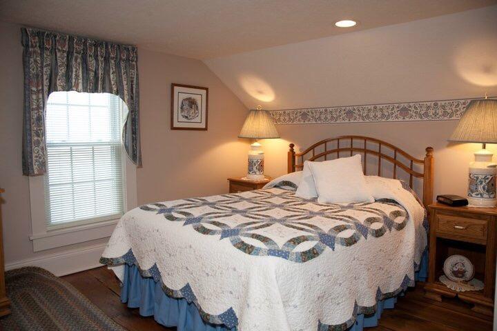 Grapevine House Winesburg Quarto foto